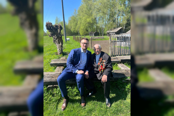 Руслан Смашнёв поздравил ветерана ВОВ Ивана Ивановича Вакунова с предстоящим Днём Победы