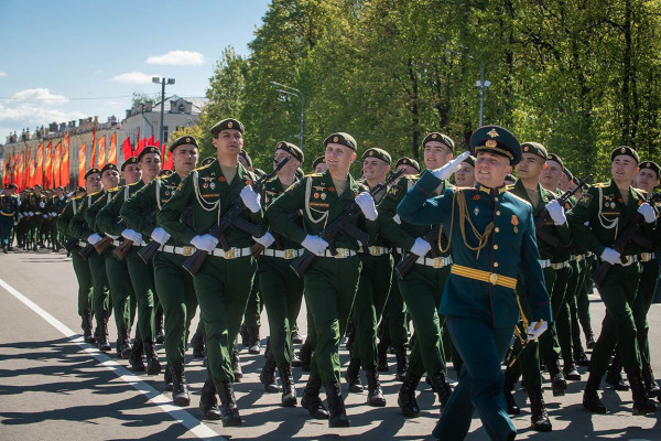 Парад Победы в Смоленске пройдёт с ограниченным количеством зрителей